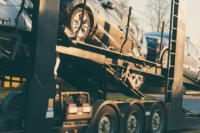How Can You Ship Your Car to The South Economically and Efficiently?